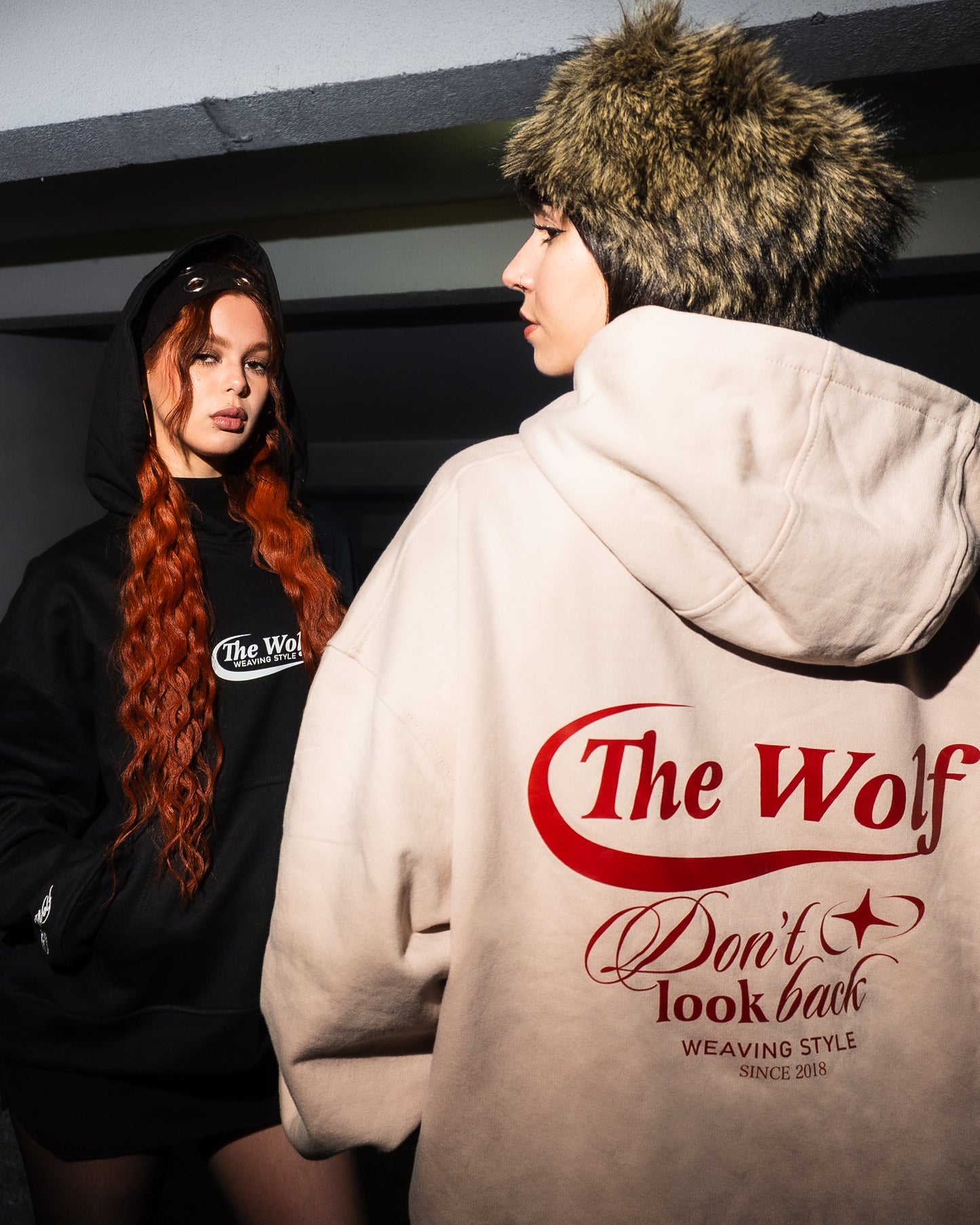 Hoodie Don't Look Back Beige Boxyfit